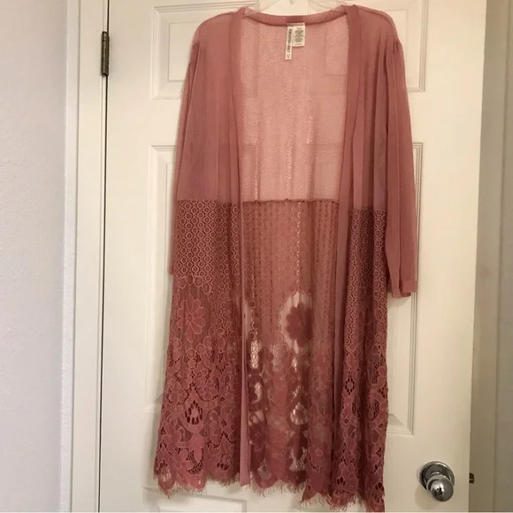 Forgotten Grace XL Cardigan - Picture 7 of 9